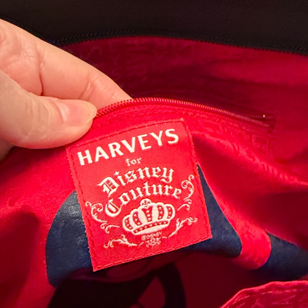 Disney Harveys Couture Tote🖤 - Picture 6 of 11